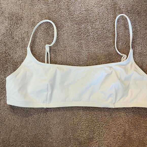 Babaton scoopneck bikini top & banded bottom - (size M) - Picture 2 of 16